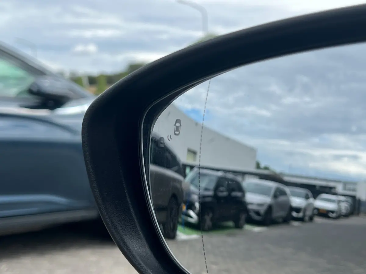 1.0 T-GDI 100pk Premium | Carplay | Climate control | Cruise control | Stoel/stuurverwarming | Camera | Parkeersensoren | DAB | Premium Audio | Lichtmetalen velgen | Navigatie