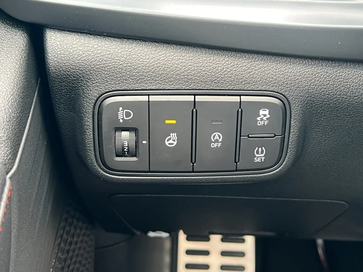1.0 T-GDI 100pk N-Line | Camera | Carplay | Premium audio | Cruise controle | Navigatie | 17'' velgen | Dodehoek detectie | Parkeersensoren