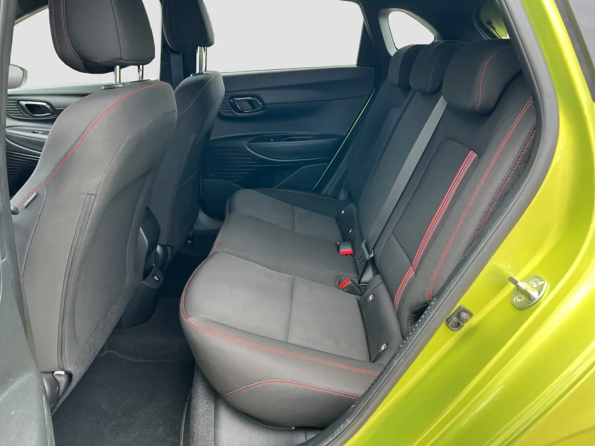 1.0 T-GDI 100pk N-Line | Camera | Carplay | Premium audio | Cruise controle | Navigatie | 17'' velgen | Dodehoek detectie | Parkeersensoren