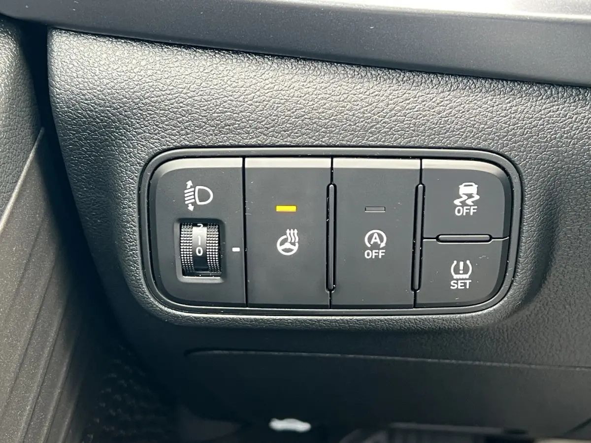 1.0 T-GDI 100pk Premium | Carplay | Climate control | Cruise control | Stoel/stuurverwarming | Camera | Parkeersensoren | DAB | Premium Audio | Lichtmetalen velgen | Navigatie