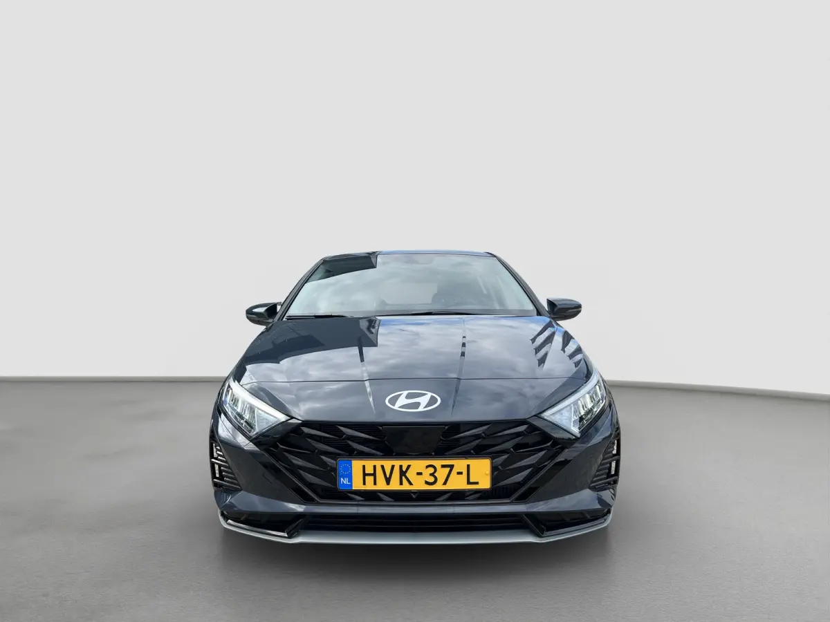 1.0 T-GDI 100pk Premium | Carplay | Climate control | Cruise control | Stoel/stuurverwarming | Camera | Parkeersensoren | DAB | Premium Audio | Lichtmetalen velgen | Navigatie