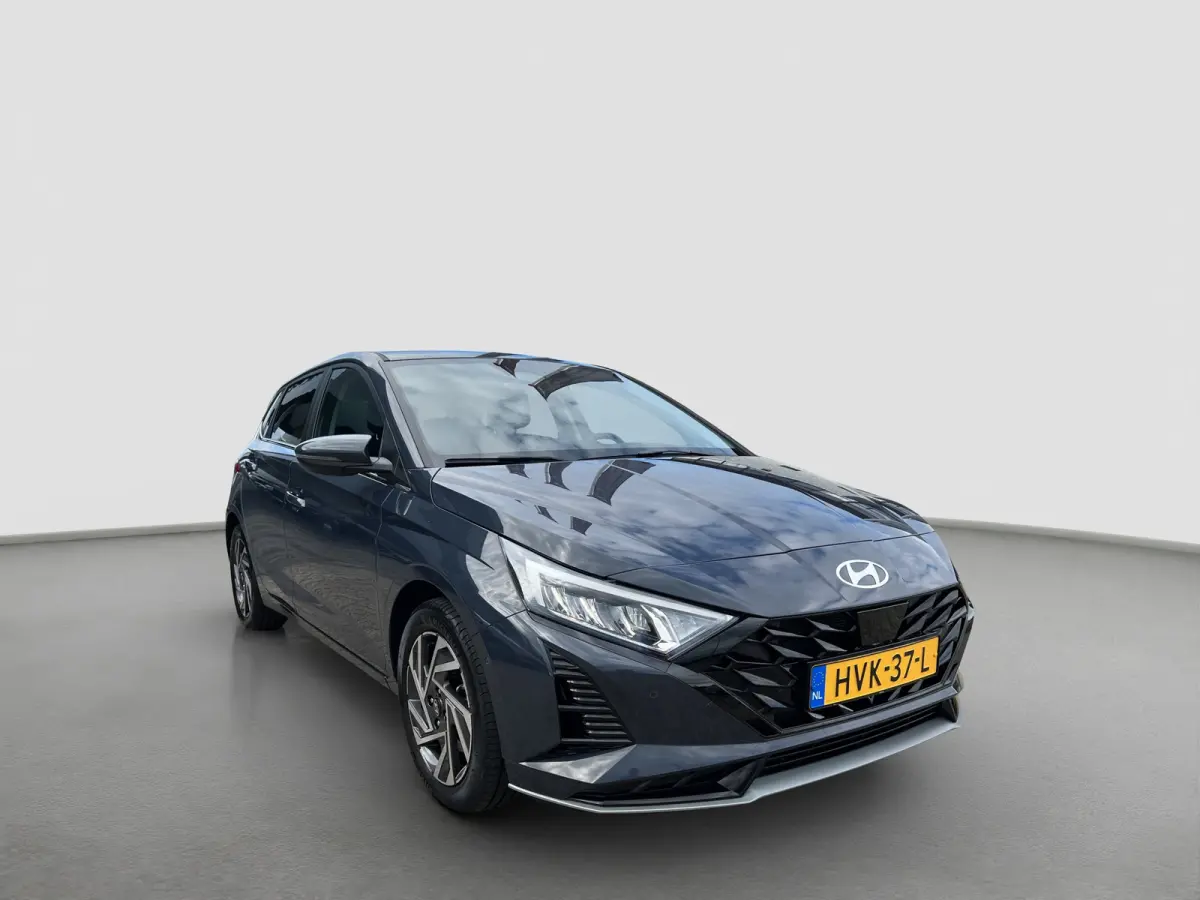 1.0 T-GDI 100pk Premium | Carplay | Climate control | Cruise control | Stoel/stuurverwarming | Camera | Parkeersensoren | DAB | Premium Audio | Lichtmetalen velgen | Navigatie