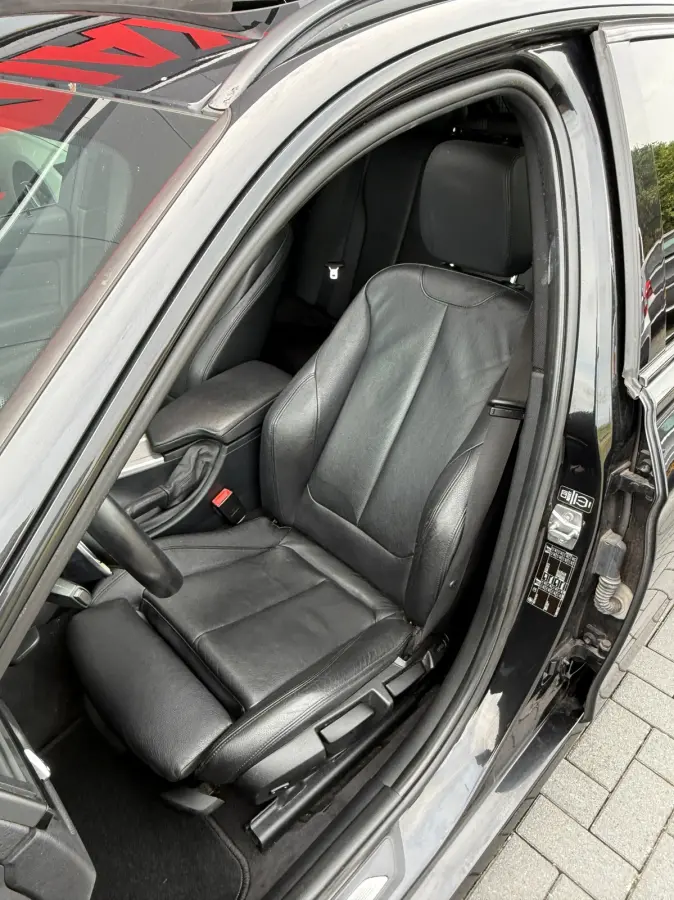 328i Aut M-Tech Sport Pano Leder Navi Xenon