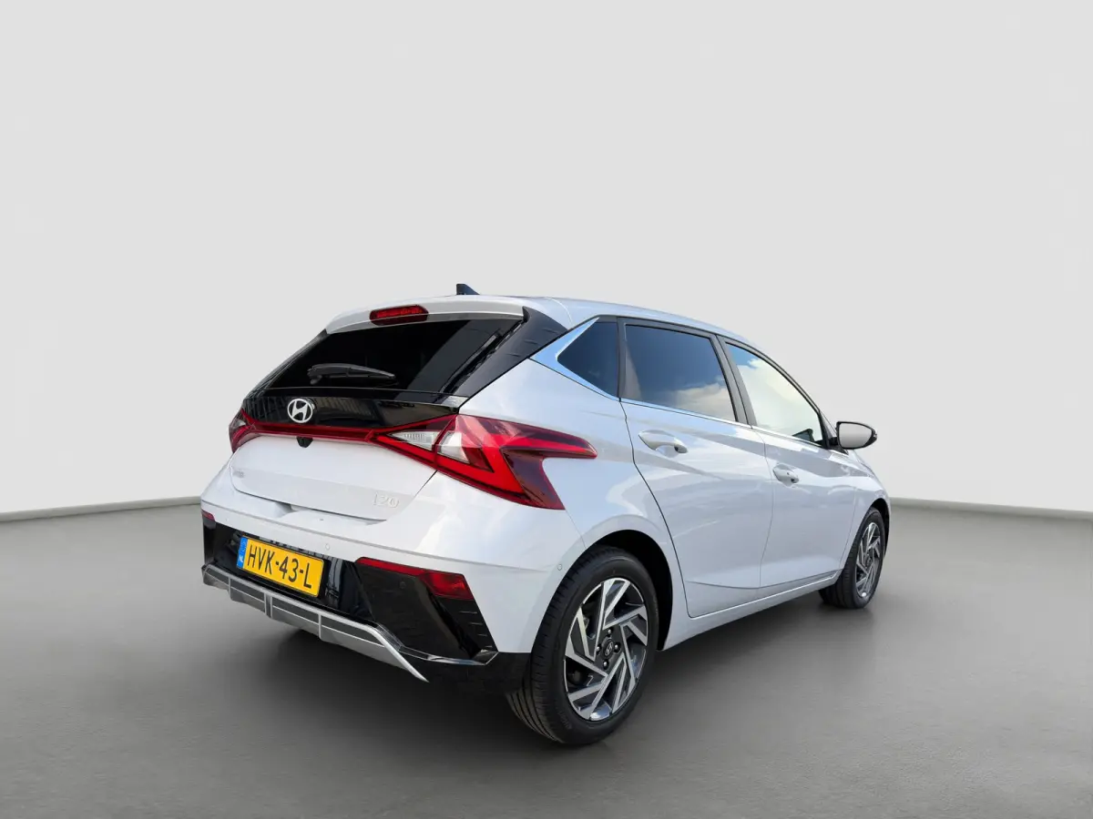 1.0 T-GDI 100pk Premium | Carplay | Climate control | Cruise control | Stoel/stuurverwarming | Camera | Parkeersensoren | DAB | Premium Audio | Lichtmetalen velgen | Navigatie