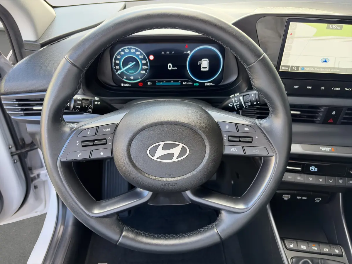 1.0 T-GDI 100pk Premium | Carplay | Climate control | Cruise control | Stoel/stuurverwarming | Camera | Parkeersensoren | DAB | Premium Audio | Lichtmetalen velgen | Navigatie