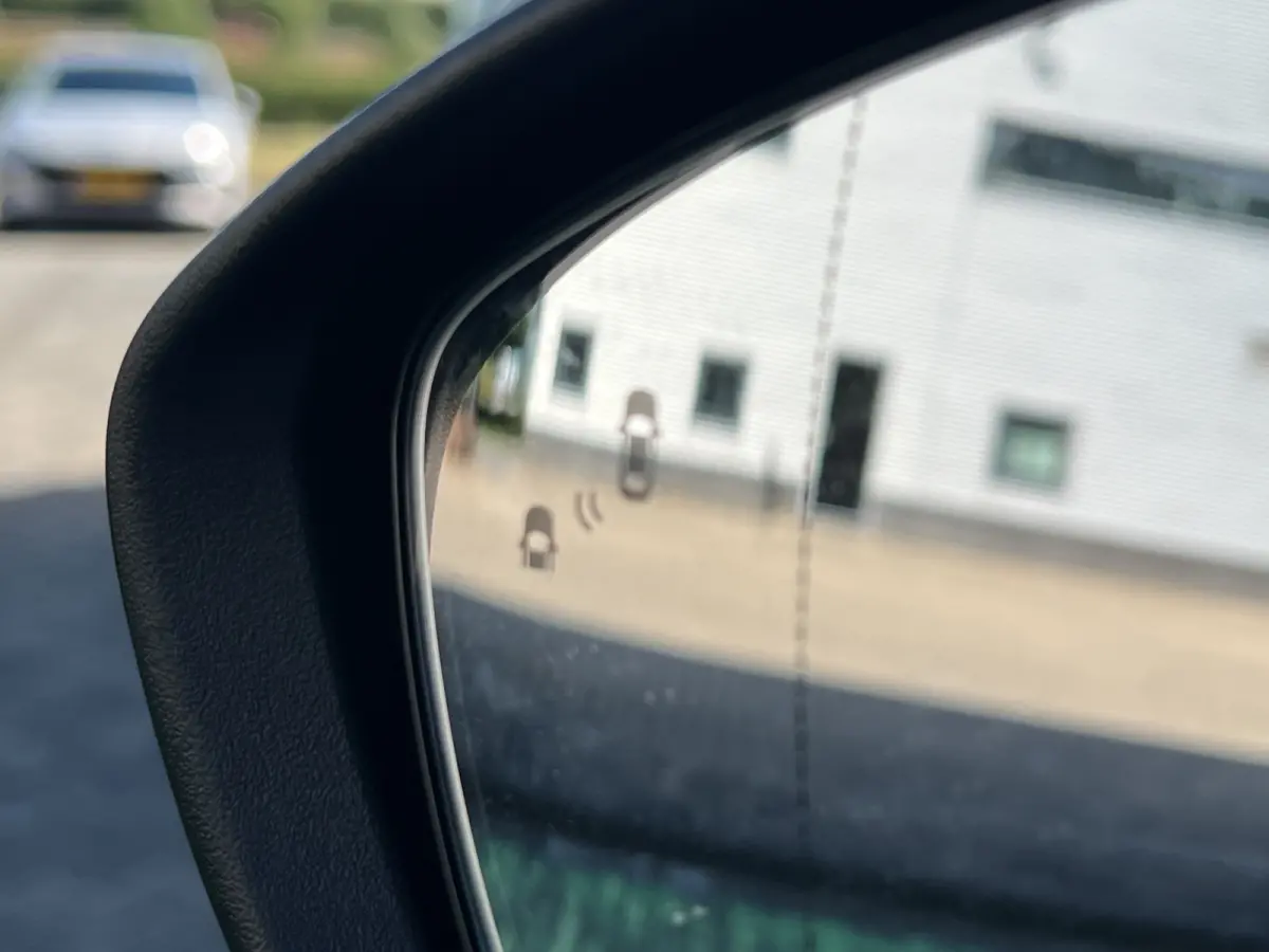 1.0 T-GDI Premium | Carplay | Climate control | Cruise control | Stoel/stuurverwarming | Camera | Parkeersensoren | DAB | Premium Audio | Lichtmetalen velgen | Navigatie