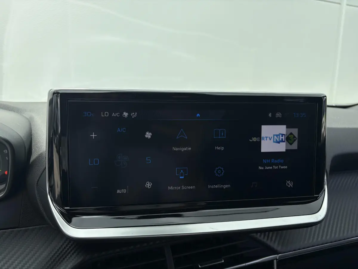 1.2 Hybrid 110 Business | Parkeerhulp | Cruise control | Apple Carplay/Android Auto
