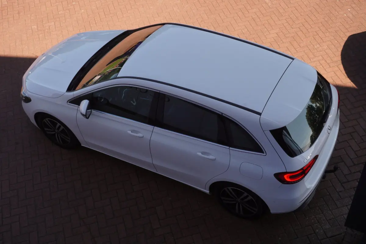 180 Business Solution Luxury / Virtual / Volleder / Camera / LED / Navigatie = ZEER MOOI+TOP AANBIEDING !!