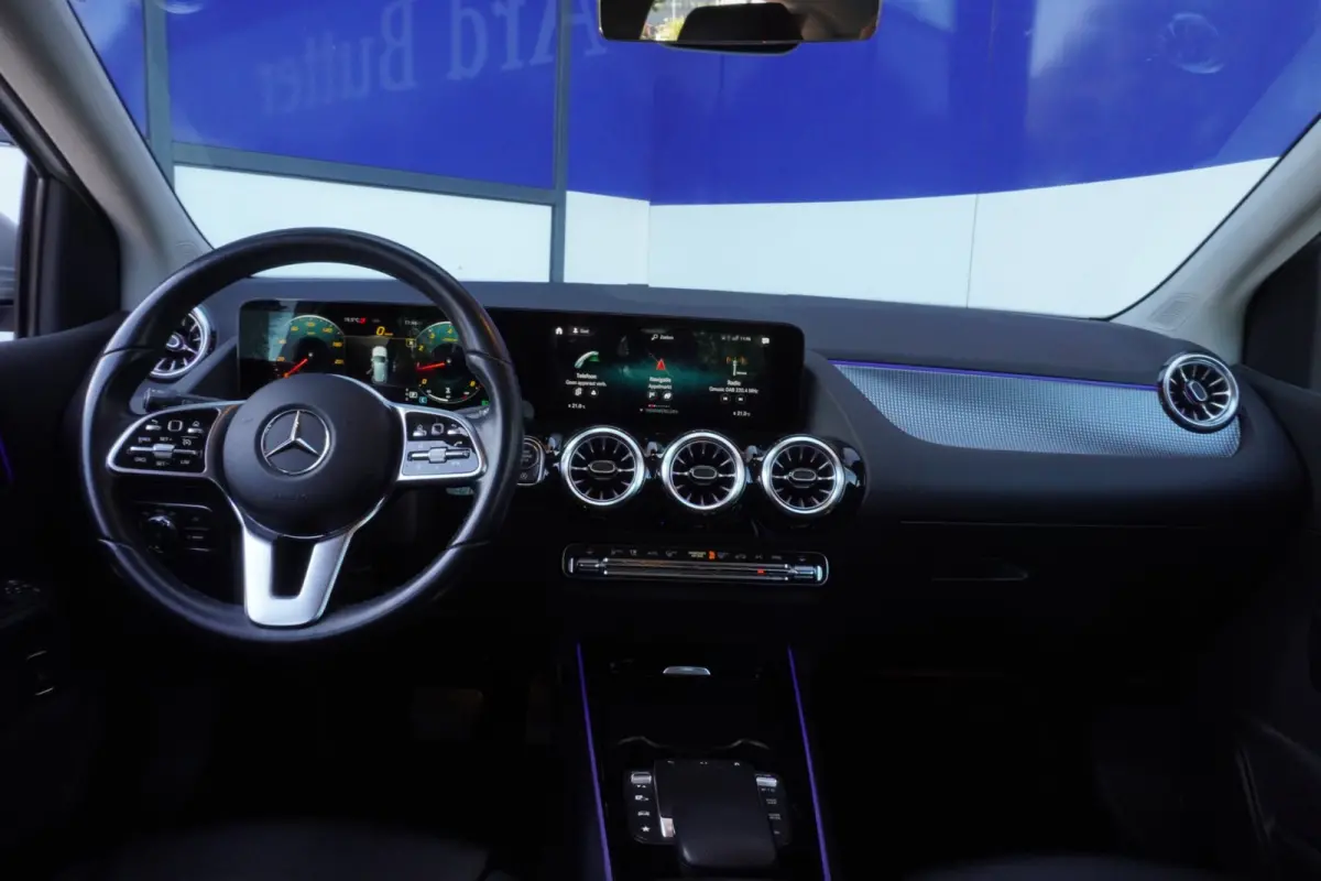 180 Business Solution Luxury / Virtual / Volleder / Camera / LED / Navigatie = ZEER MOOI+TOP AANBIEDING !!