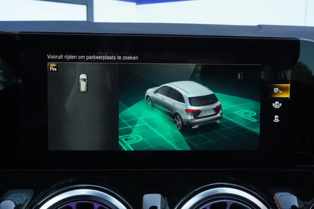 180 Business Solution Luxury / Virtual / Volleder / Camera / LED / Navigatie = ZEER MOOI+TOP AANBIEDING !!