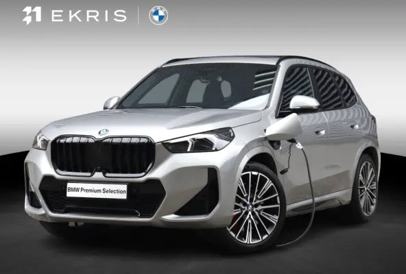 xDrive30e | SoH 100% | M Sportpakket Pro | Panodak | Head-Up | Trekhaak | Elektr. Stoelen | Harman Kardon | Driving Assistant Prof. | Comfort Access | 20'' LMV