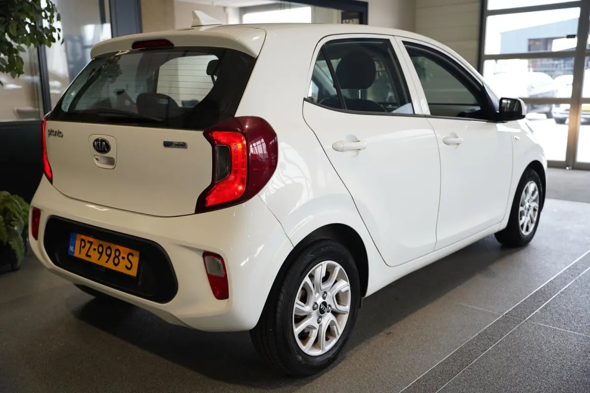 1.0 CVVT ComfortPlusLine Navi Cam Airco Cv Elek ramen