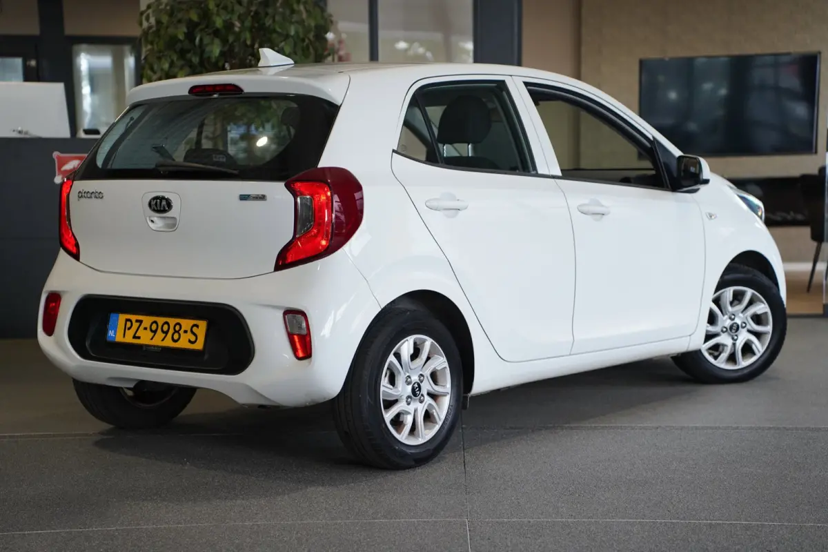 1.0 CVVT ComfortPlusLine Navi Cam Airco Cv Elek ramen