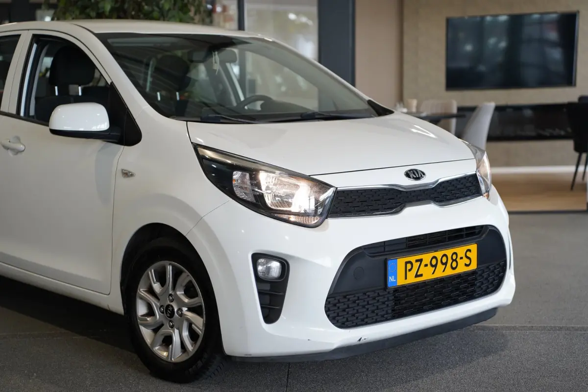 1.0 CVVT ComfortPlusLine Navi Cam Airco Cv Elek ramen