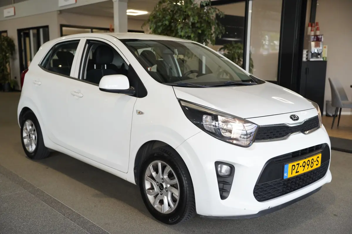 1.0 CVVT ComfortPlusLine Navi Cam Airco Cv Elek ramen