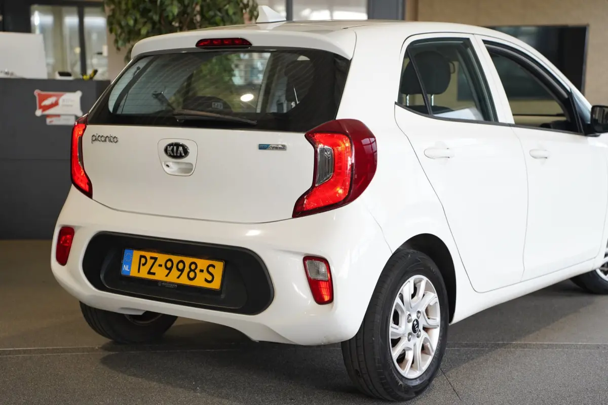 1.0 CVVT ComfortPlusLine Navi Cam Airco Cv Elek ramen