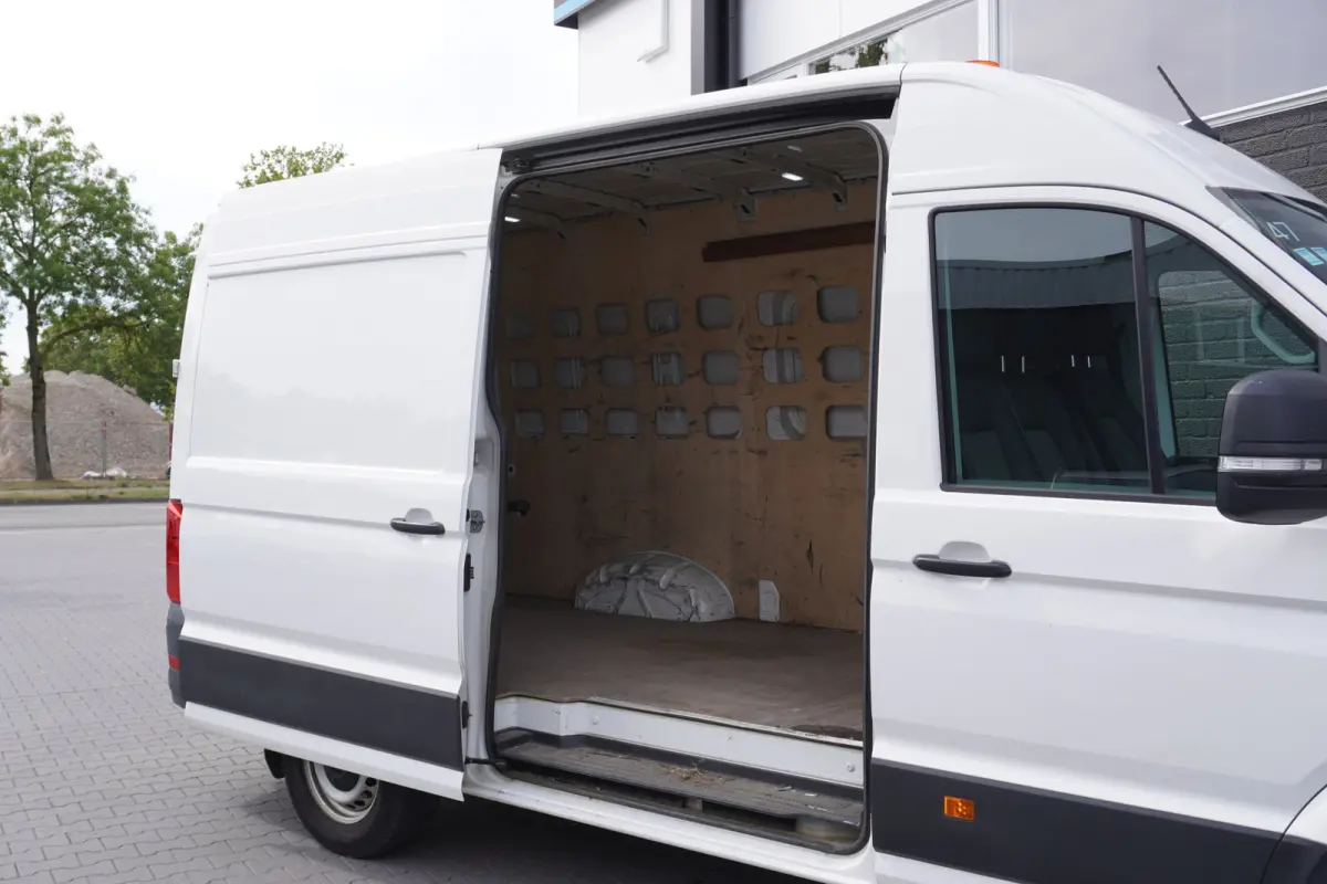2.0 TDI 140PK L3H3 4Motion EURO 6 - Airco - PDC - €21.950,- Excl.