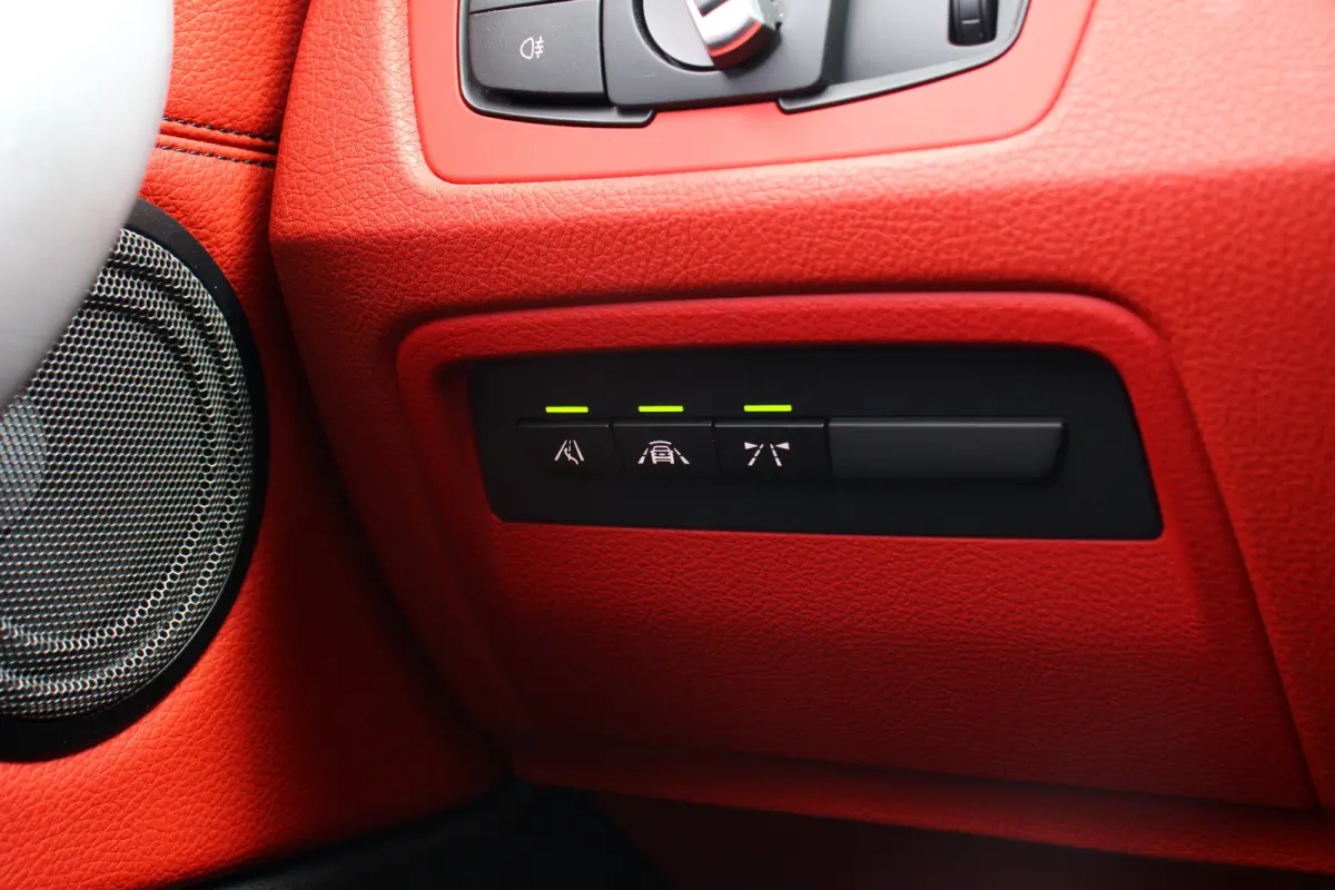 440i xDrive High Executive UNIEK | NL-AUTO! | DEALER OH! | PANODAK | ELEKTR. STOEL INCL. MEMORY | STOELVERWARMING | CAMERA | CRUISE | LEDER | LED | PARK SENS V+A