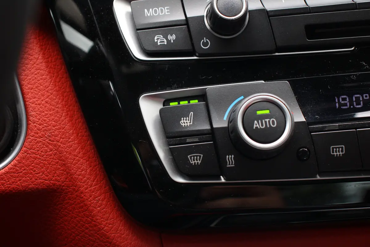 440i xDrive High Executive UNIEK | NL-AUTO! | DEALER OH! | PANODAK | ELEKTR. STOEL INCL. MEMORY | STOELVERWARMING | CAMERA | CRUISE | LEDER | LED | PARK SENS V+A