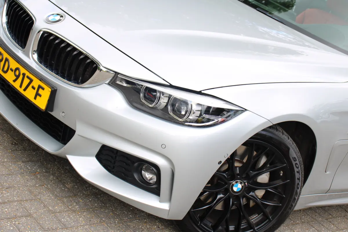 440i xDrive High Executive UNIEK | NL-AUTO! | DEALER OH! | PANODAK | ELEKTR. STOEL INCL. MEMORY | STOELVERWARMING | CAMERA | CRUISE | LEDER | LED | PARK SENS V+A