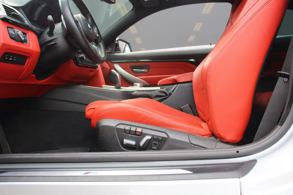 440i xDrive High Executive UNIEK | NL-AUTO! | DEALER OH! | PANODAK | ELEKTR. STOEL INCL. MEMORY | STOELVERWARMING | CAMERA | CRUISE | LEDER | LED | PARK SENS V+A