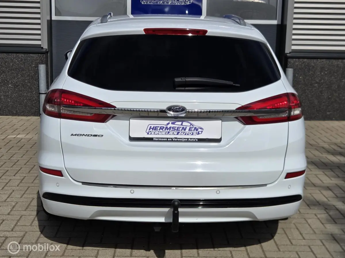 1.5 Titanium Lease Edition