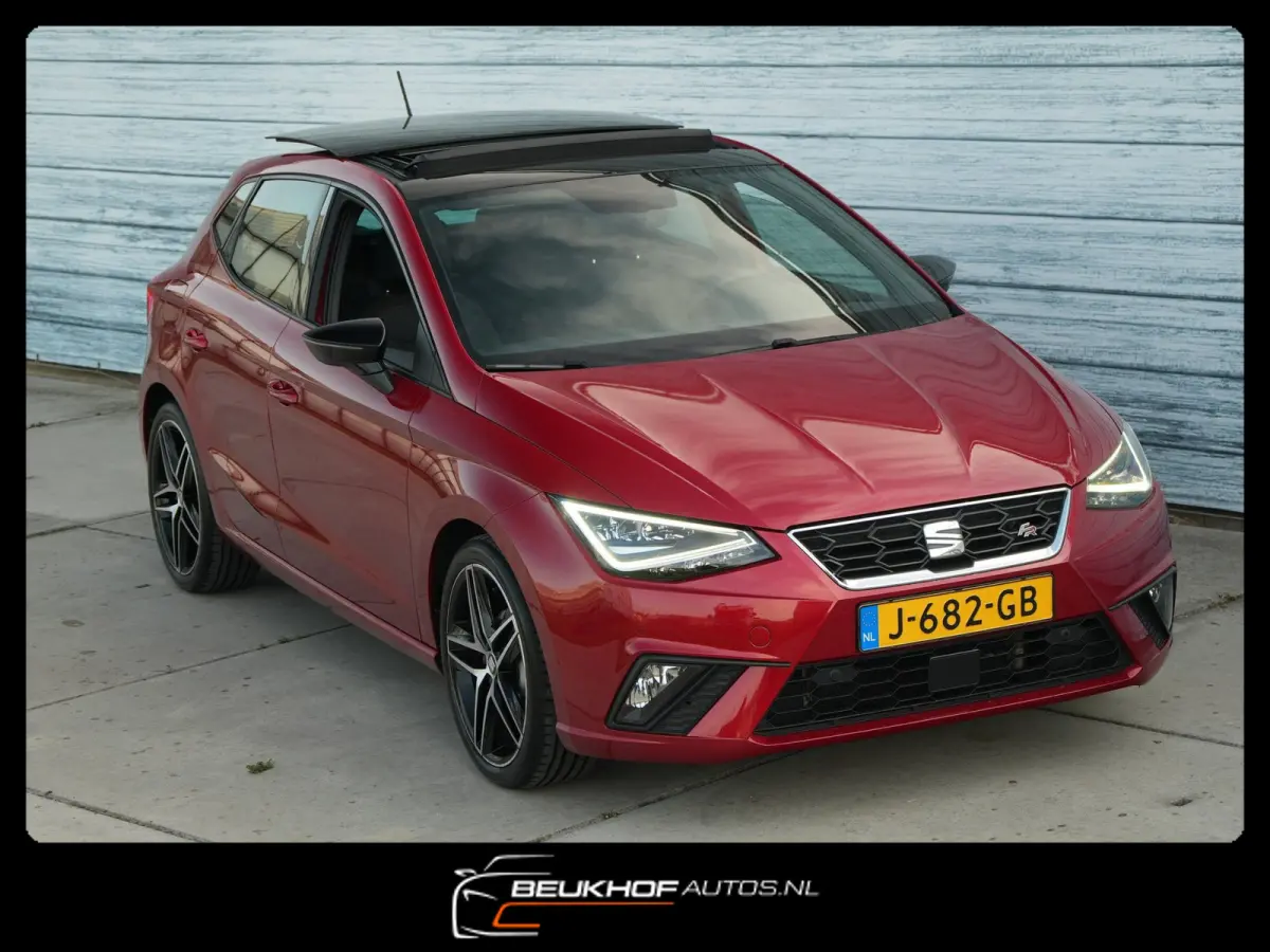 1.0 TSI FR Business Beats Camera Pano Carplay
