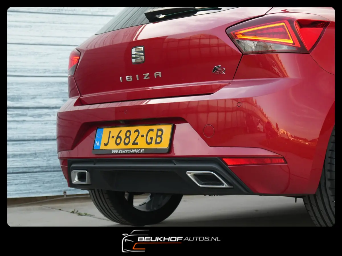 1.0 TSI FR Business Beats Camera Pano Carplay
