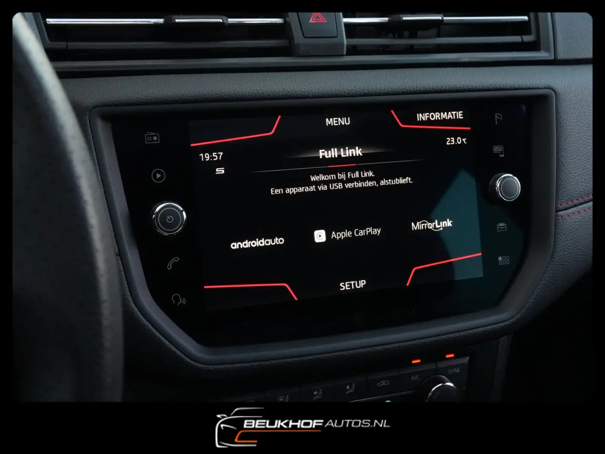 1.0 TSI FR Business Beats Camera Pano Carplay