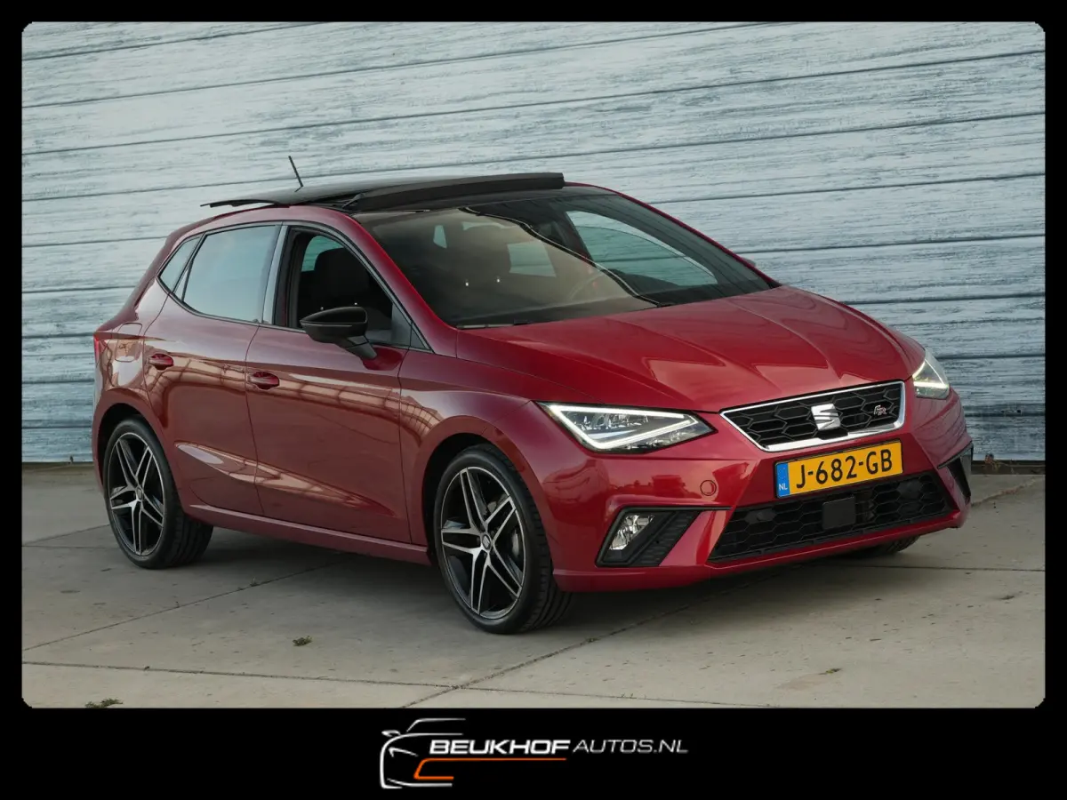 1.0 TSI FR Business Beats Camera Pano Carplay