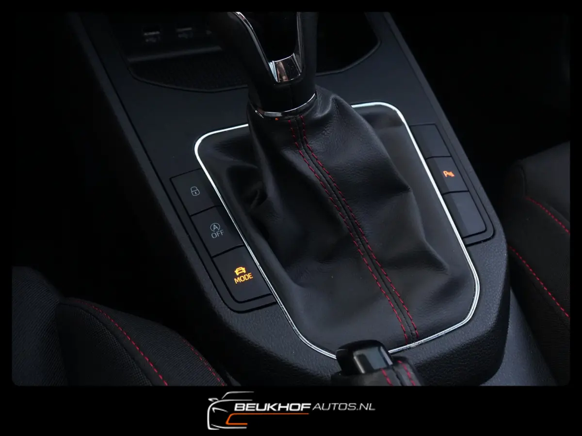 1.0 TSI FR Business Beats Camera Pano Carplay