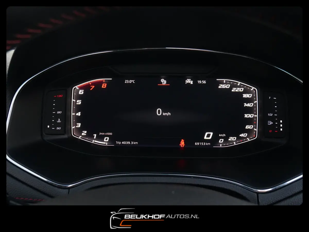 1.0 TSI FR Business Beats Camera Pano Carplay