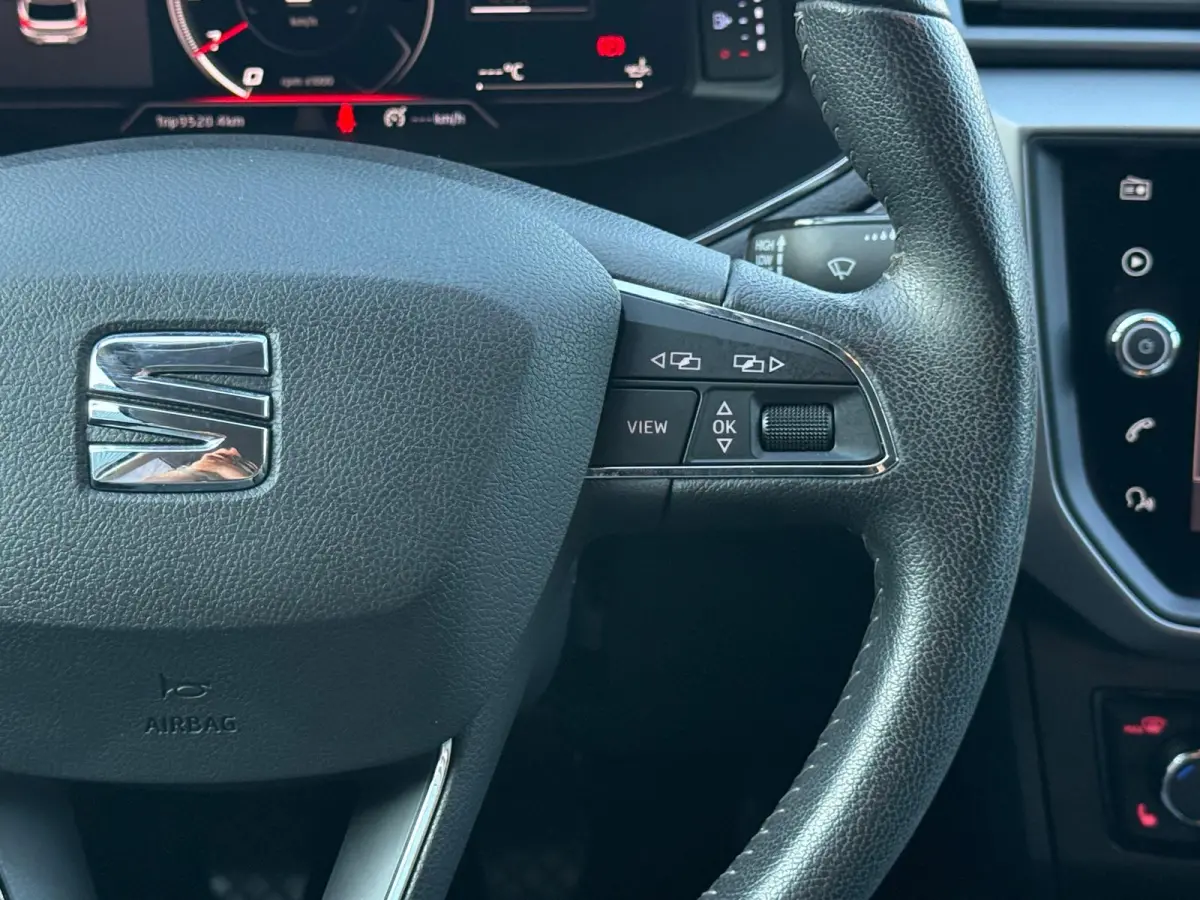 1.0 TSI Style Business Intense | 1E EIGENAAR | 3/6/12MND GARANTIE | DIGITAAL COCKPIT | ACC | CARPLAY | LED | CLIMA | STOELVERW. |