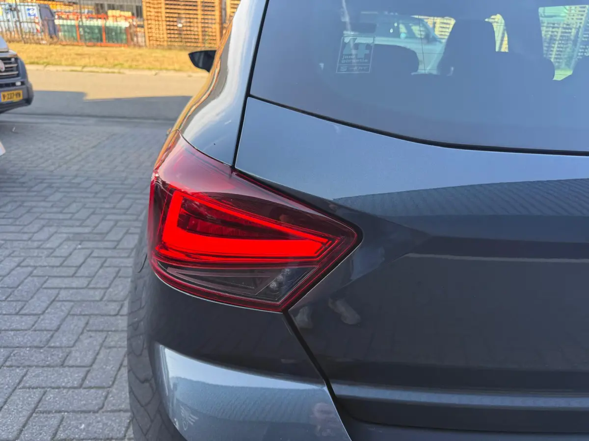 1.0 TSI Style Business Intense | 1E EIGENAAR | 3/6/12MND GARANTIE | DIGITAAL COCKPIT | ACC | CARPLAY | LED | CLIMA | STOELVERW. |
