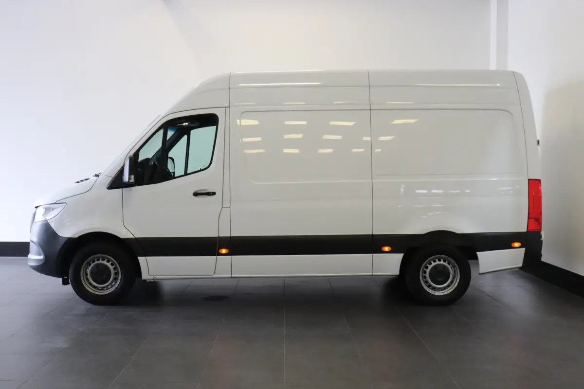 311 2.2 CDI L2H2 EURO 6 - A/C Climate - Camera - €16.900,- Excl.