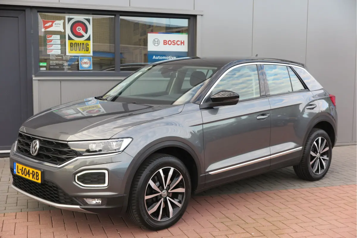 1.0 TSI 85kw 116pk Style Led, Virtual Cockpit, LMV, Camera , Trekhaak afneembaar, DAB+ ,Navigatie via Carplay, PDC etc.