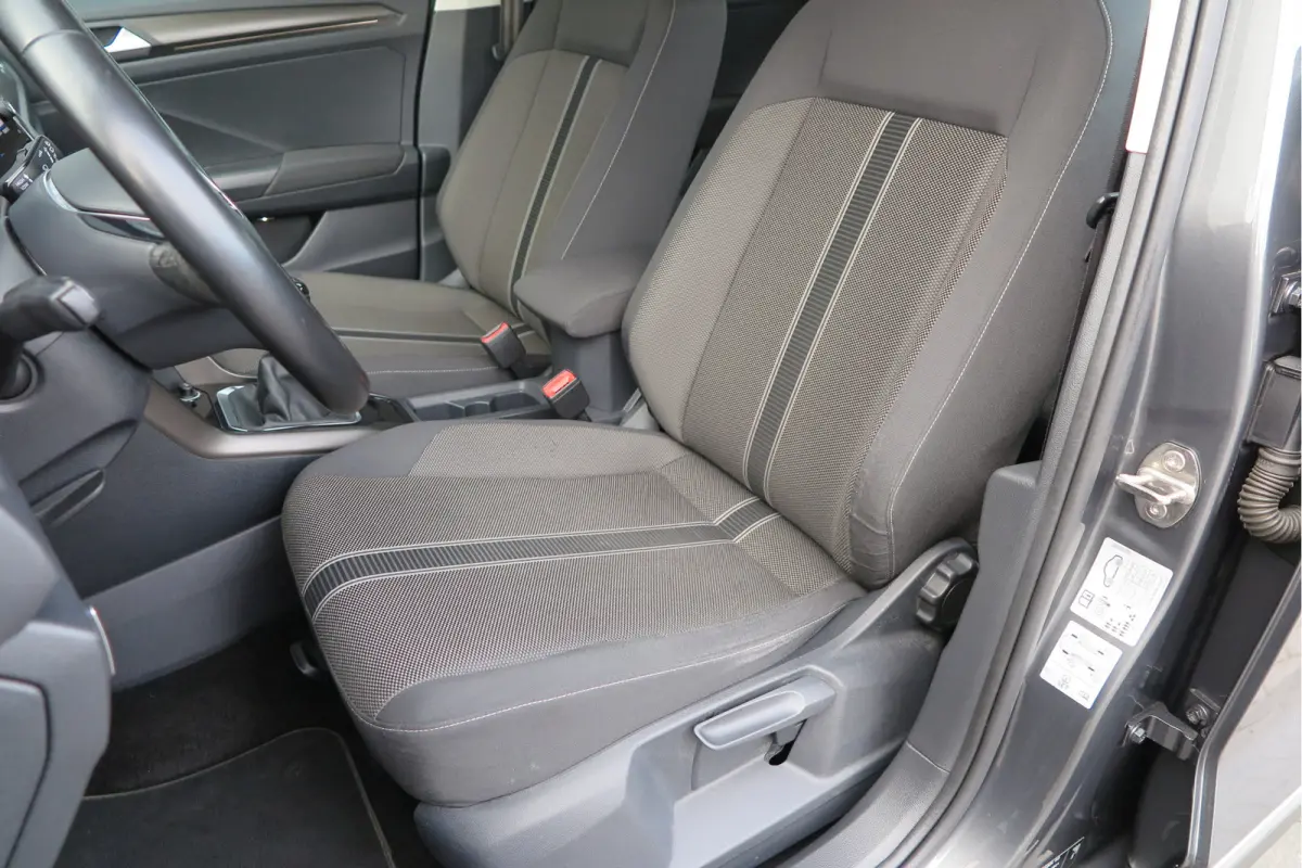 1.0 TSI 85kw 116pk Style Led, Virtual Cockpit, LMV, Camera , Trekhaak afneembaar, DAB+ ,Navigatie via Carplay, PDC etc.