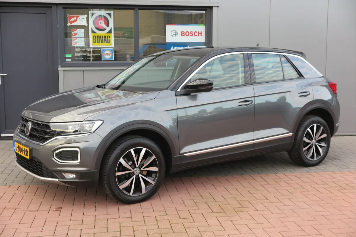 1.0 TSI 85kw 116pk Style Led, Virtual Cockpit, LMV, Camera , Trekhaak afneembaar, DAB+ ,Navigatie via Carplay, PDC etc.