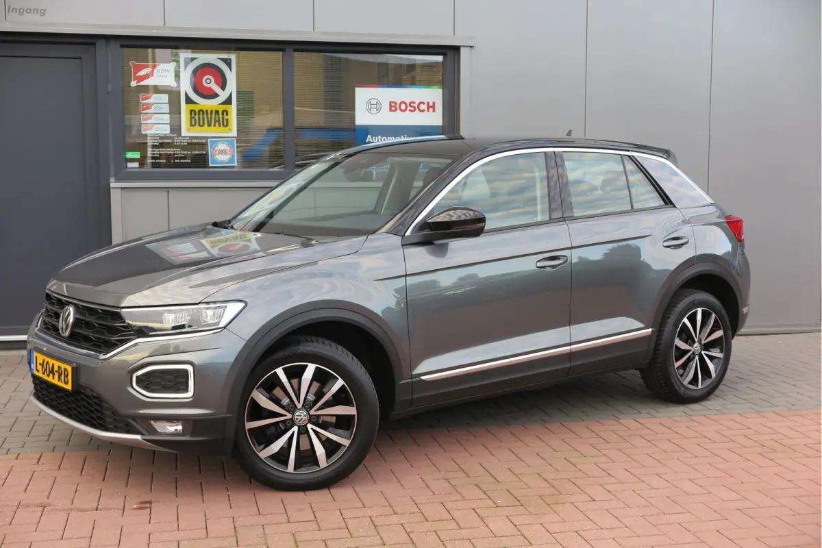 1.0 TSI 85kw 116pk Style Led, Virtual Cockpit, LMV, Camera , Trekhaak afneembaar, DAB+ ,Navigatie via Carplay, PDC etc.