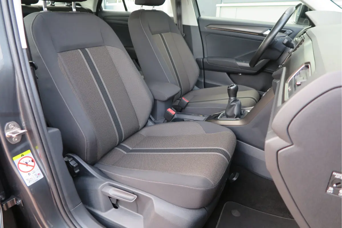 1.0 TSI 85kw 116pk Style Led, Virtual Cockpit, LMV, Camera , Trekhaak afneembaar, DAB+ ,Navigatie via Carplay, PDC etc.