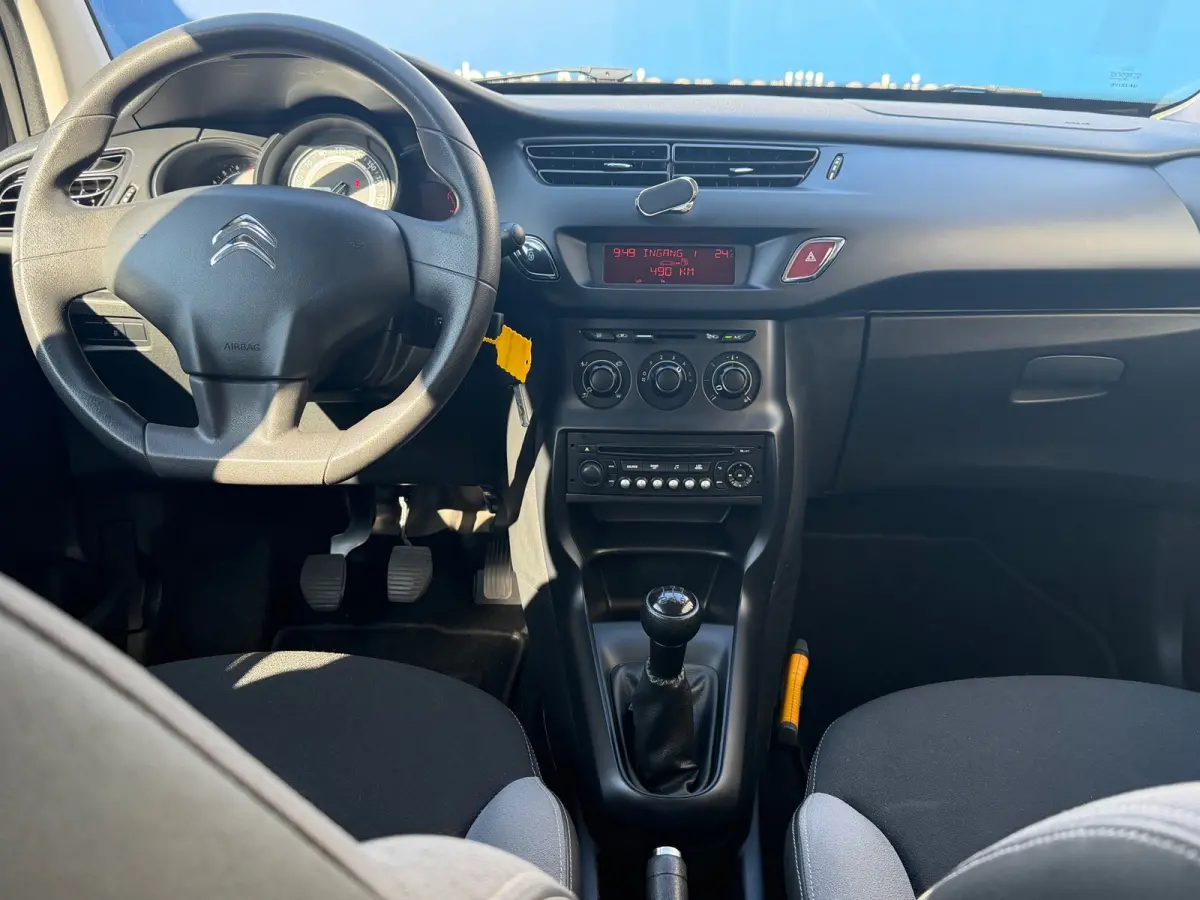 1.0 PureTech Attraction|1e Eigenaar|D-Riem VV in 2026|Airco|ElektrischeRamen|5Deurs|Isofix|N.A.P|Apk tot 18-02-2027|