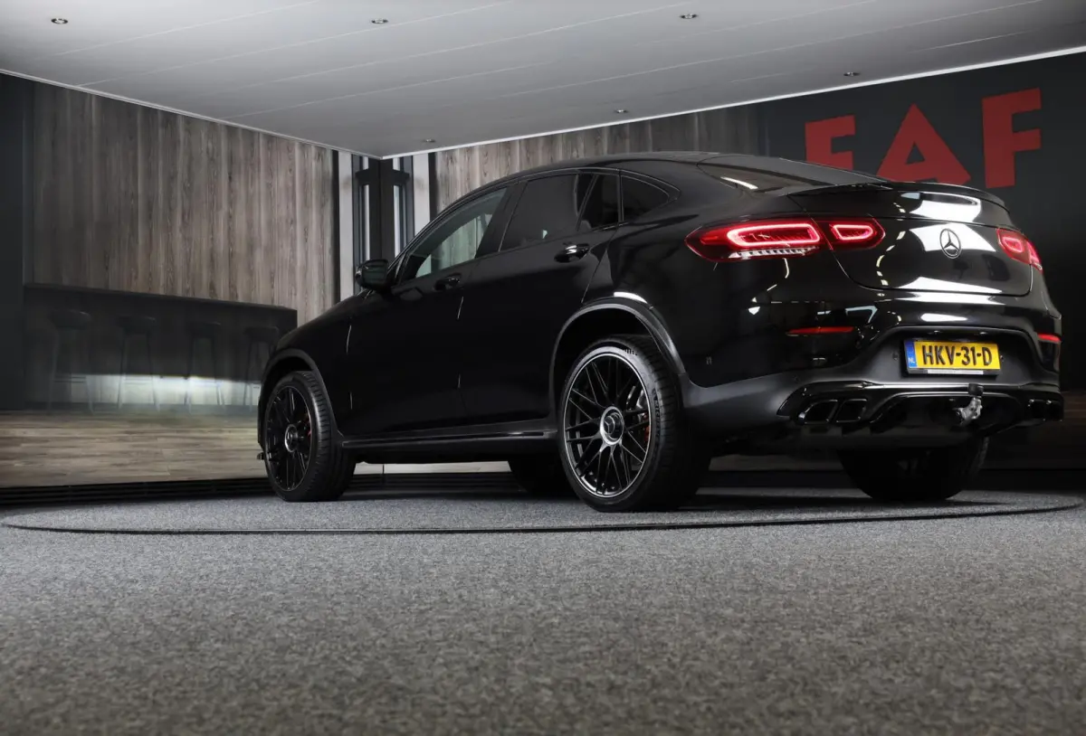 300e 4MATIC AMG 63 Look / Memory / Digital Cockpit / Open Dak / Camera / Acc / Trekhaak / Led
