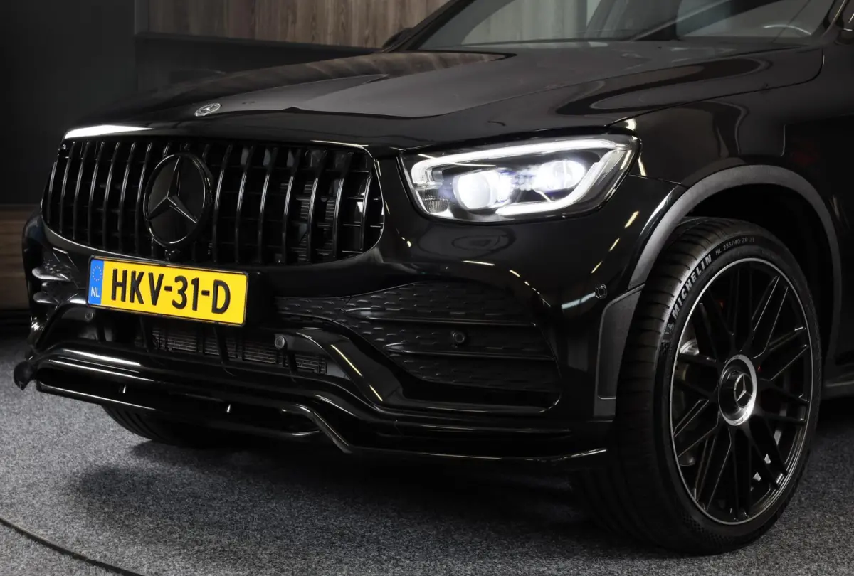 300e 4MATIC AMG 63 Look / Memory / Digital Cockpit / Open Dak / Camera / Acc / Trekhaak / Led