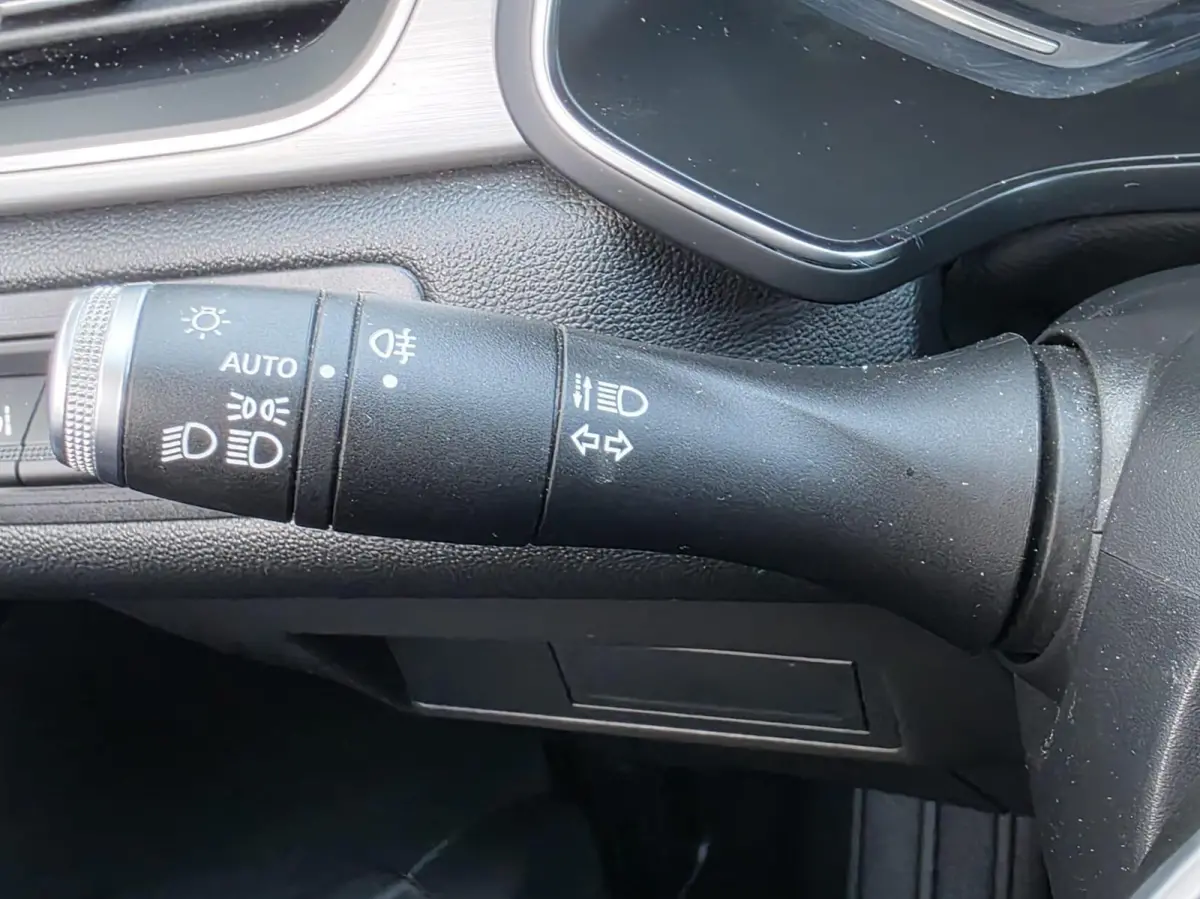 1.3 TCe EDC 140 Intens