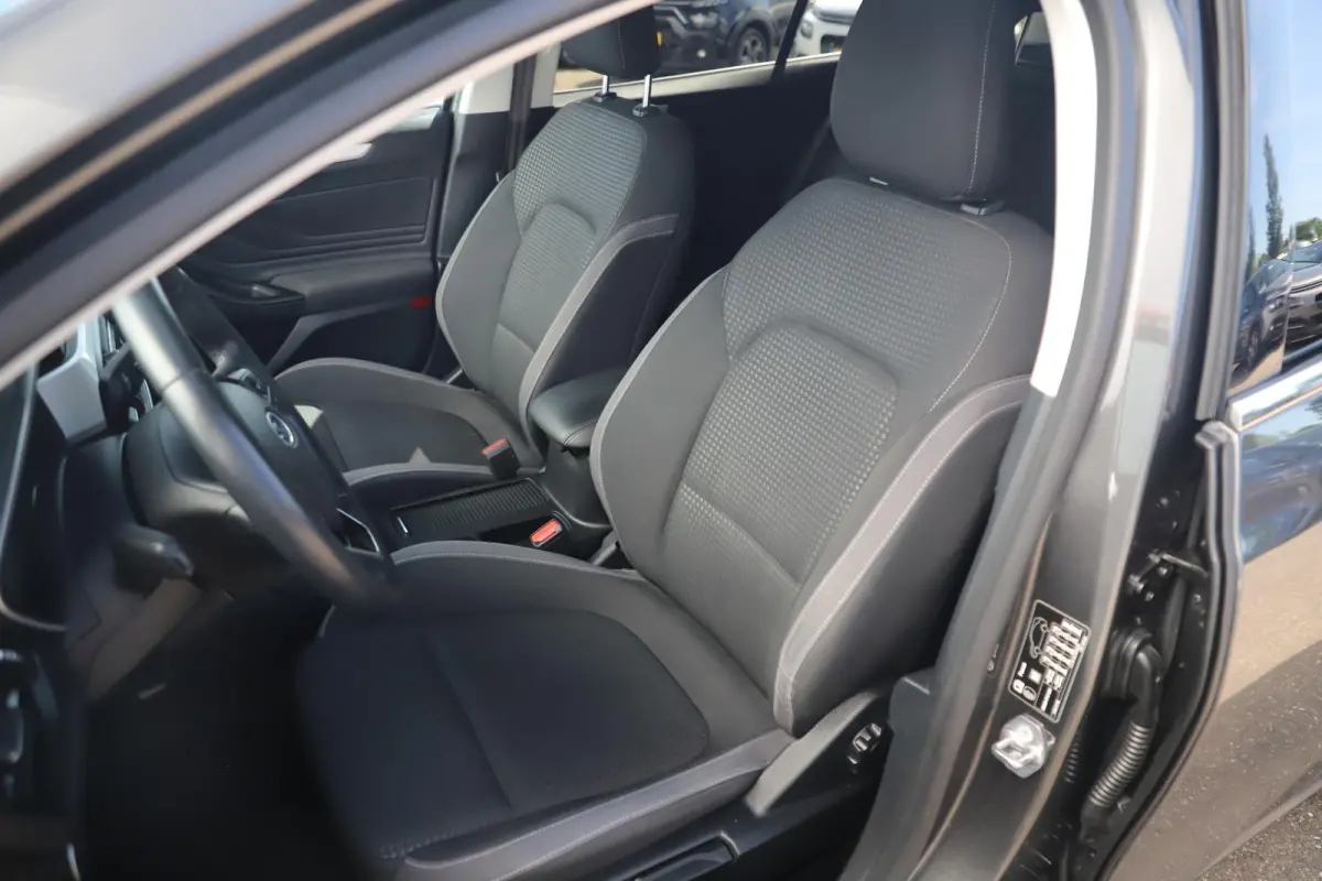 1.0 EcoBoost Trend Edition Business Trekhaak Navigatie Carplay Android Parkeersensor Airco Cruise Control LMV