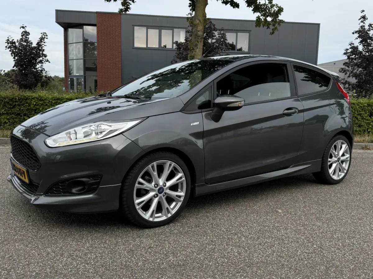 1.0 EcoBoost ST Line / KEYLESS / START/STOP