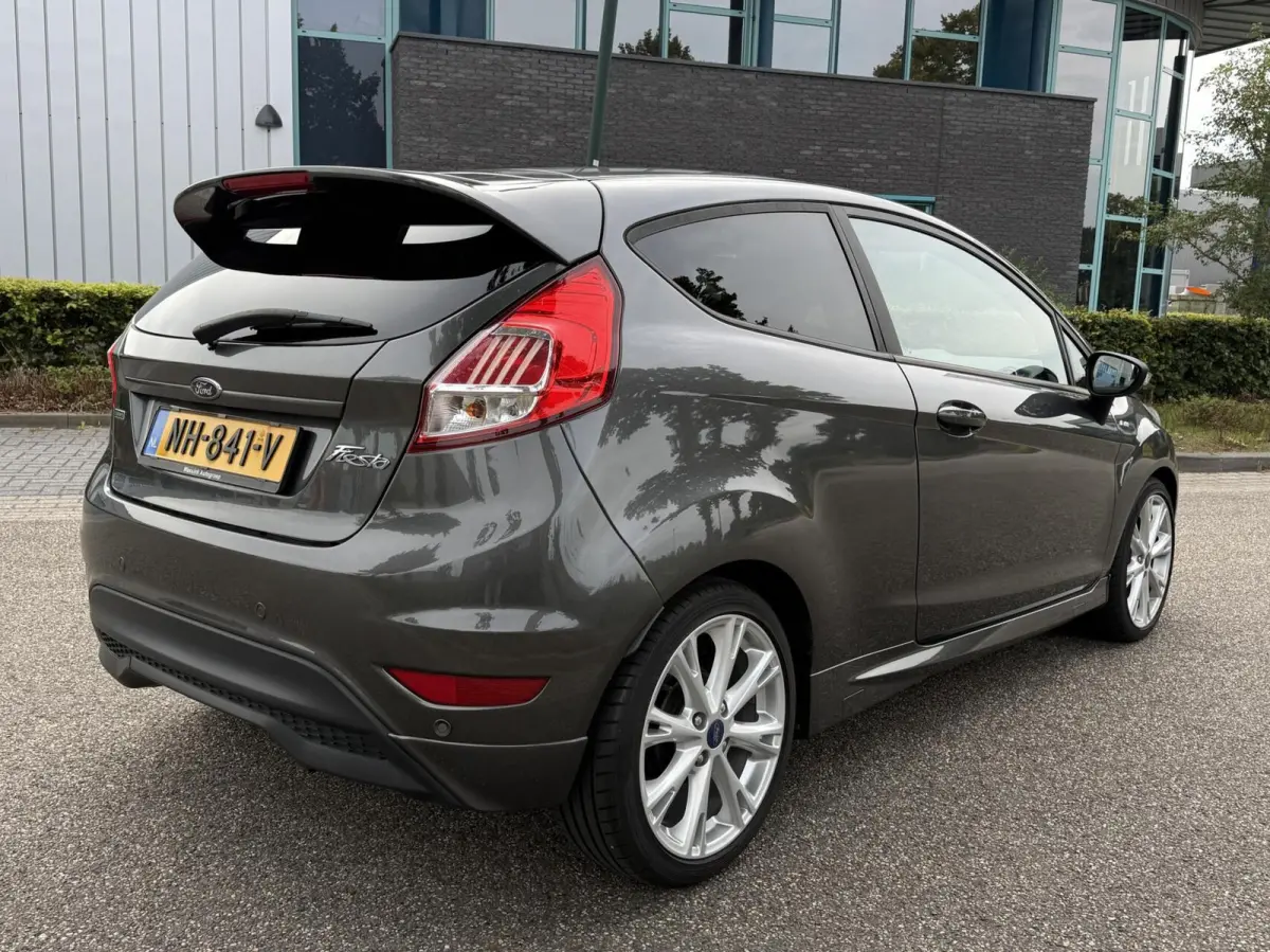 1.0 EcoBoost ST Line / KEYLESS / START/STOP