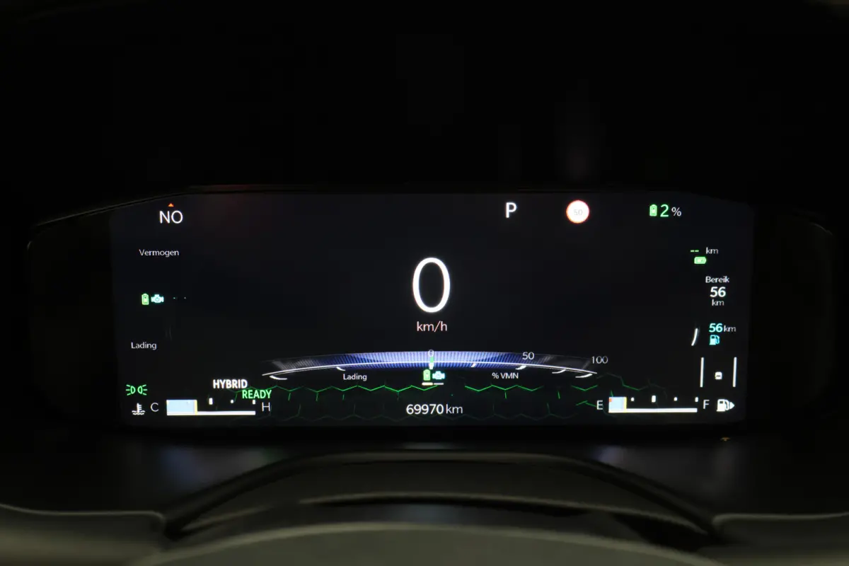 4xe 240 Plug-in Hybrid S 360° Camera, Panoramadak, Apple Carplay, ACC, Keyless, LED, 19''