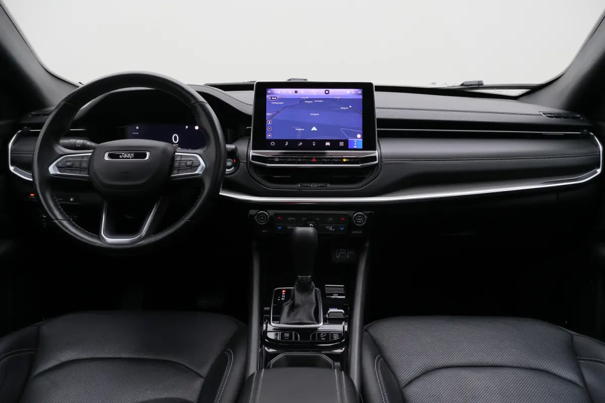 4xe 240 Plug-in Hybrid S 360° Camera, Panoramadak, Apple Carplay, ACC, Keyless, LED, 19''