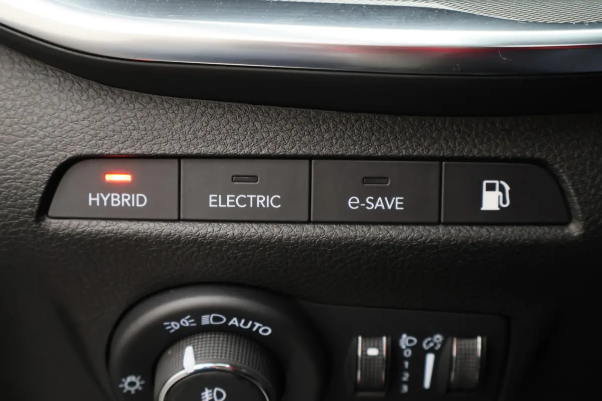 4xe 240 Plug-in Hybrid S 360° Camera, Panoramadak, Apple Carplay, ACC, Keyless, LED, 19''